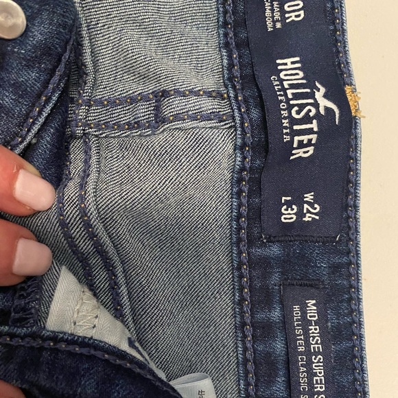 Excellent condition! Hollister jeans - Picture 2 of 4